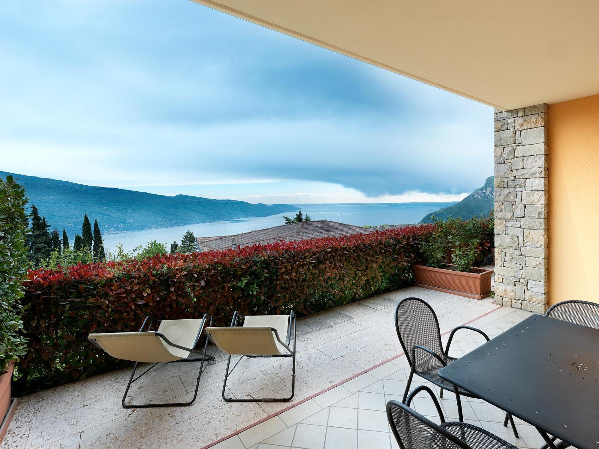 Residence Besass, Gtsgroup Тиньяле Экстерьер фото