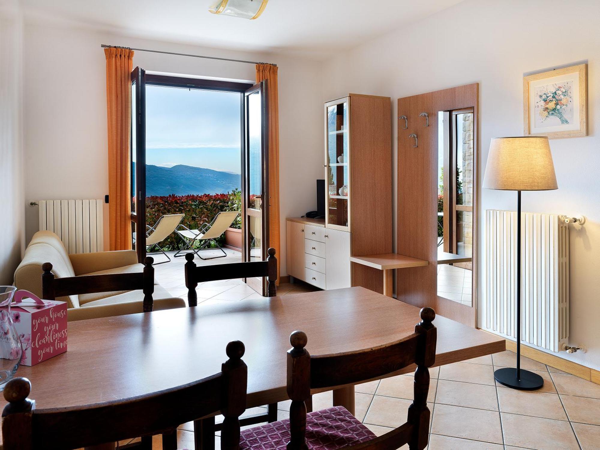 Residence Besass, Gtsgroup Тиньяле Экстерьер фото