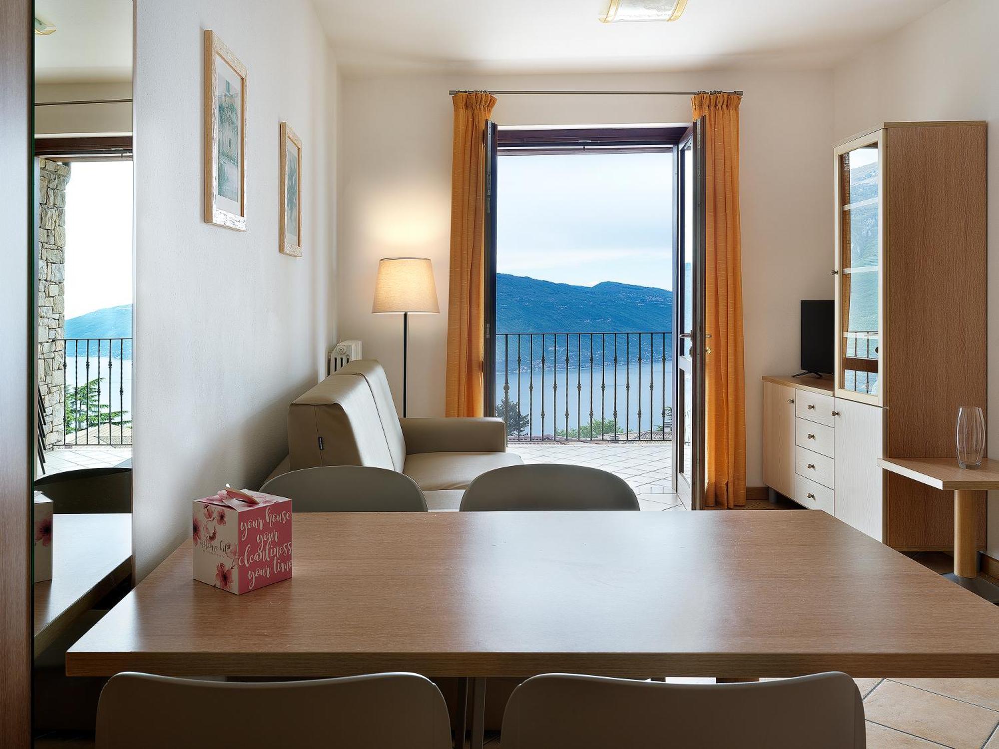Residence Besass, Gtsgroup Тиньяле Экстерьер фото